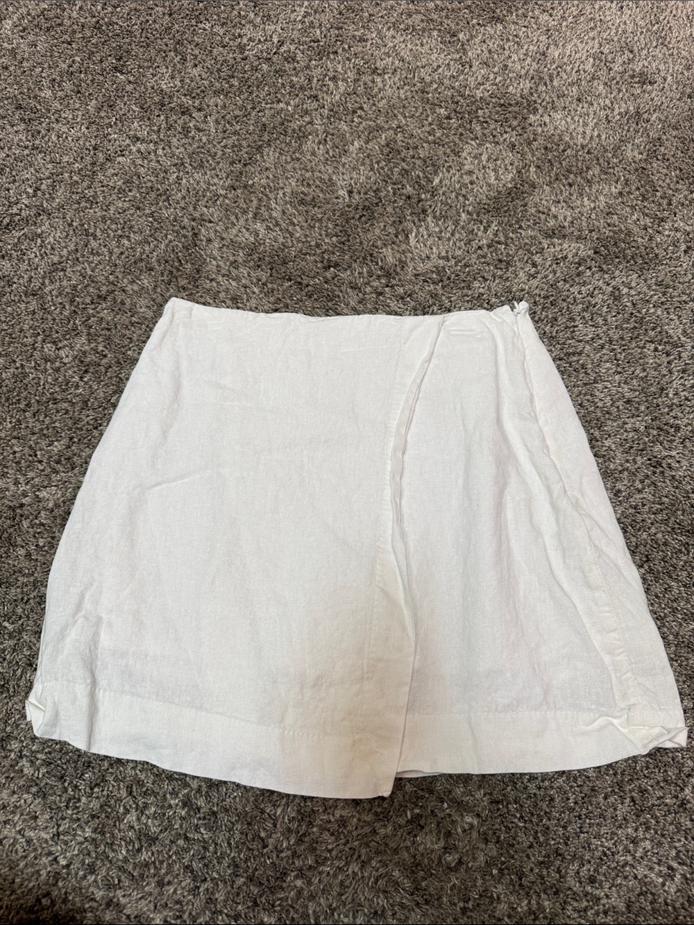 Women's White Wrap Linen Skort